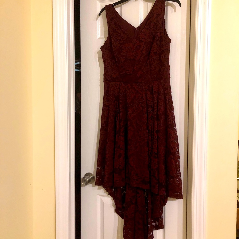 XL Burgundy V Neck dress. Perfect condition.
